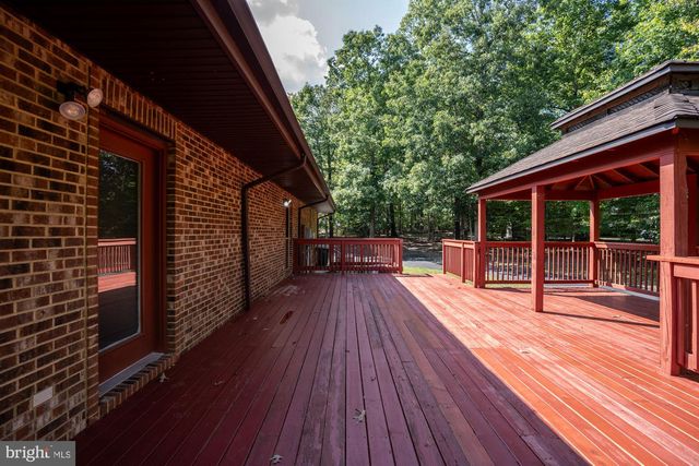 74 WOOD COVE CT, Mineral, VA 23117