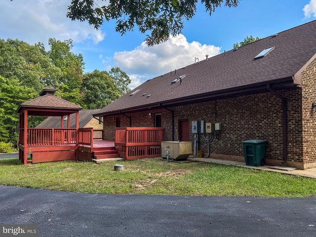 74 WOOD COVE CT, Mineral, VA 23117