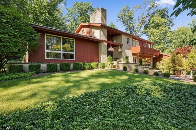 5 Agnes Ln, Holland Twp., NJ 08848