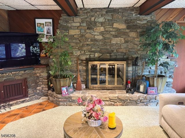 5 Agnes Ln, Holland Twp., NJ 08848
