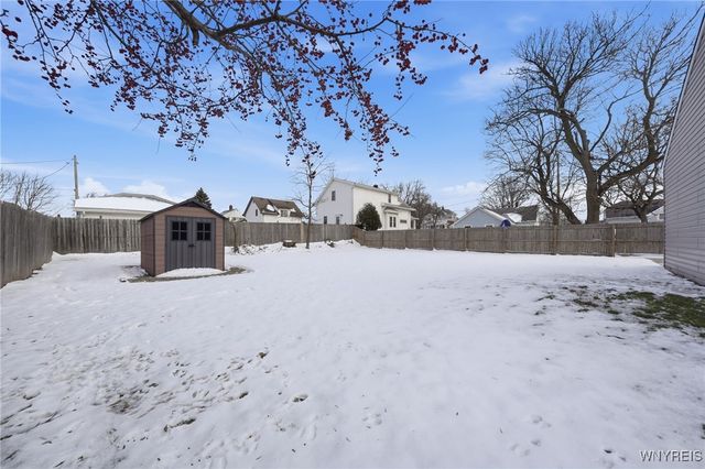 4596 Broadway, Cheektowaga, NY 14043