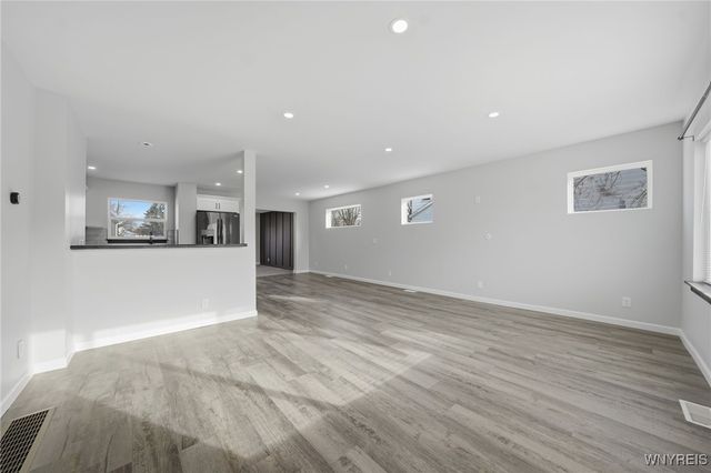 4596 Broadway, Cheektowaga, NY 14043