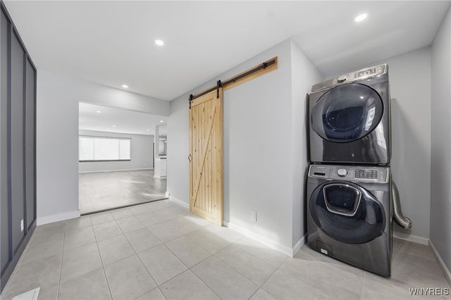 4596 Broadway, Cheektowaga, NY 14043