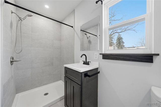 4596 Broadway, Cheektowaga, NY 14043