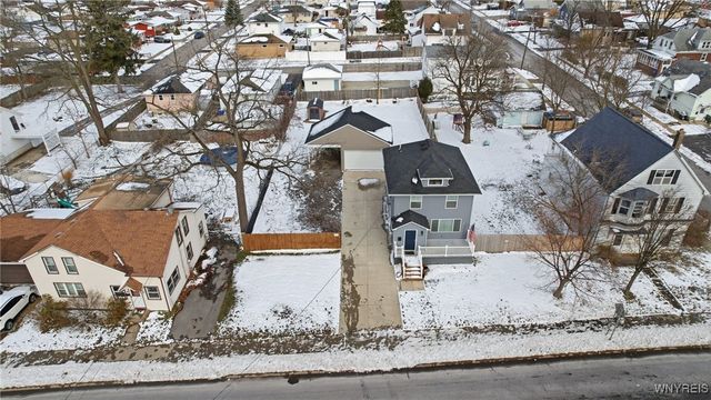 4596 Broadway, Cheektowaga, NY 14043