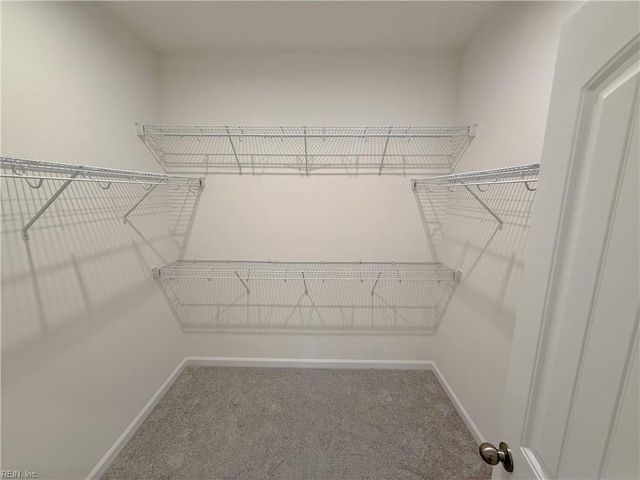 1545 Waltham LN, Newport News, VA 23608