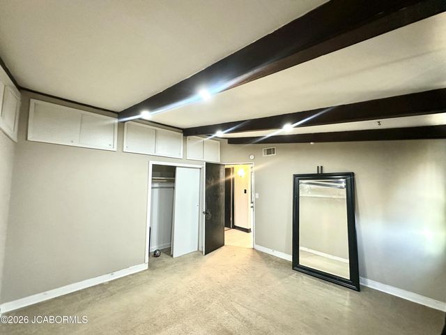 520 MERRY DALE DRIVE, Tipton, MO 65081