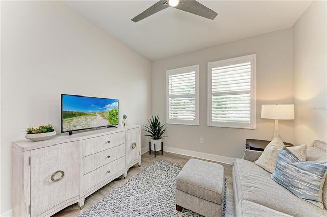 1021 CROSSWIND AVENUE, Sarasota, FL 34240