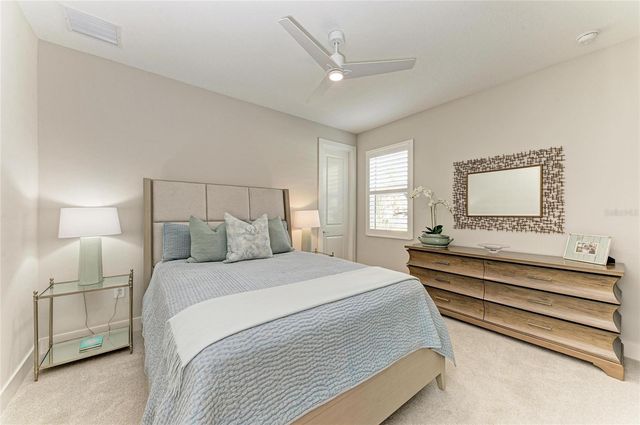 1021 CROSSWIND AVENUE, Sarasota, FL 34240