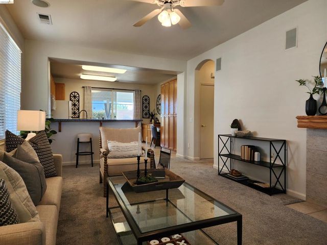 642 Baldwin Dr, Brentwood, CA 94513
