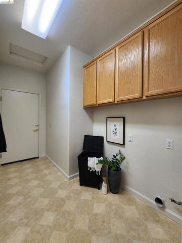 642 Baldwin Dr, Brentwood, CA 94513