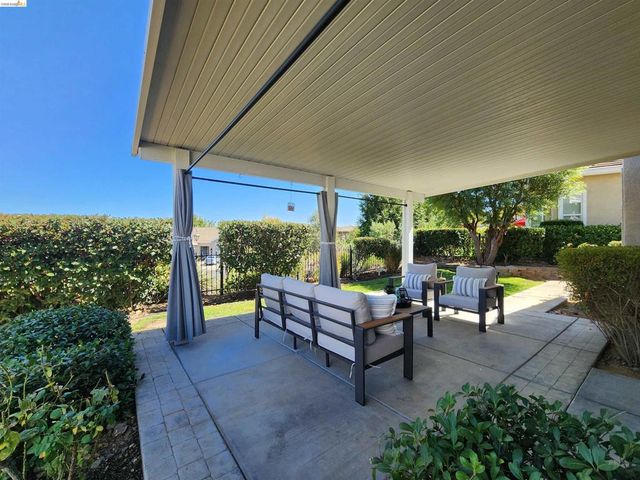 642 Baldwin Dr, Brentwood, CA 94513
