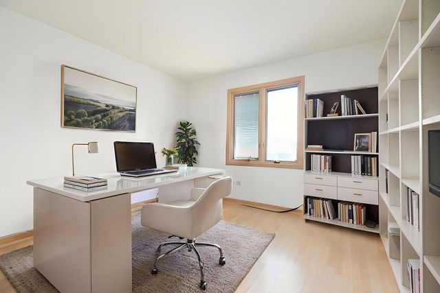 307 Anne Court, Prospect Heights, IL 60070