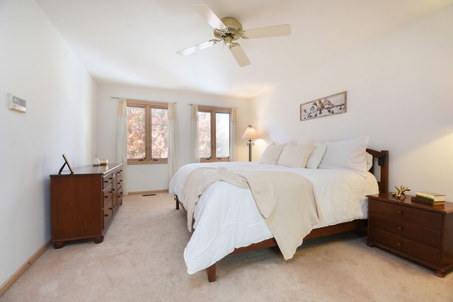 307 Anne Court, Prospect Heights, IL 60070