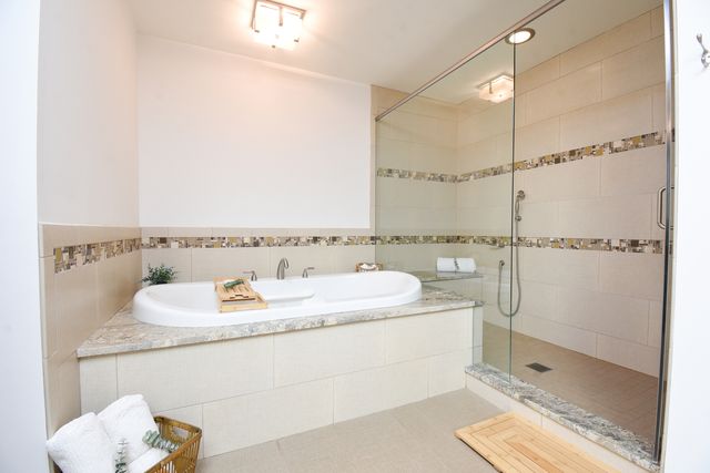 307 Anne Court, Prospect Heights, IL 60070