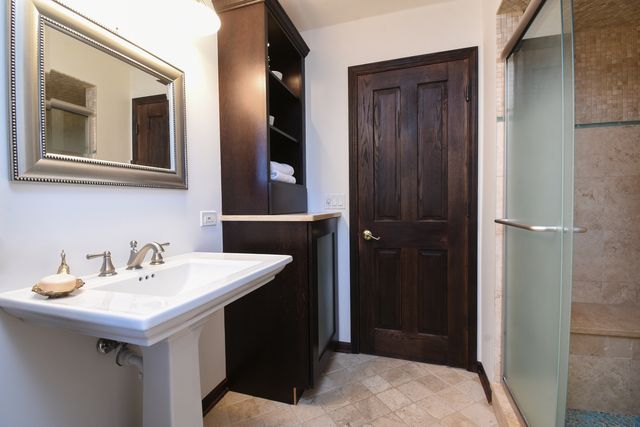 307 Anne Court, Prospect Heights, IL 60070