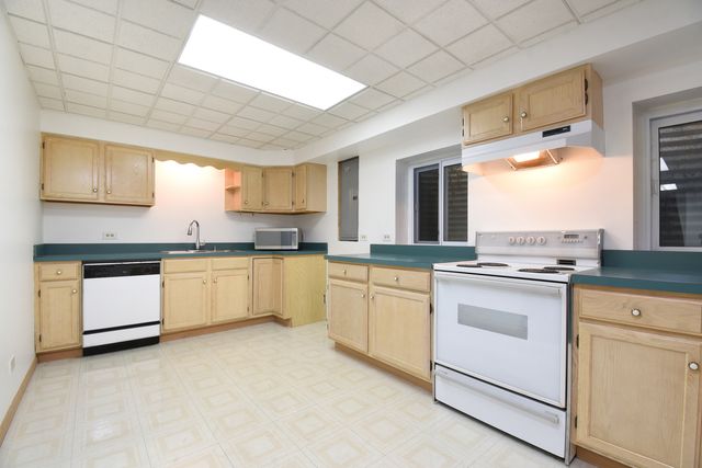 307 Anne Court, Prospect Heights, IL 60070