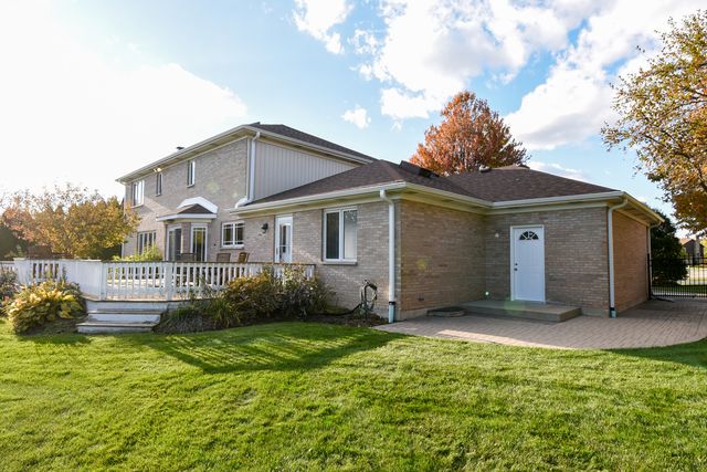 307 Anne Court, Prospect Heights, IL 60070