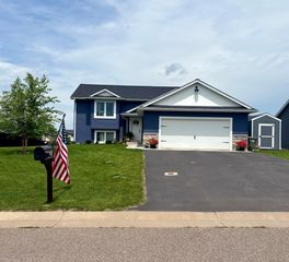 370 Bluebill Street, Baldwin, WI 54002