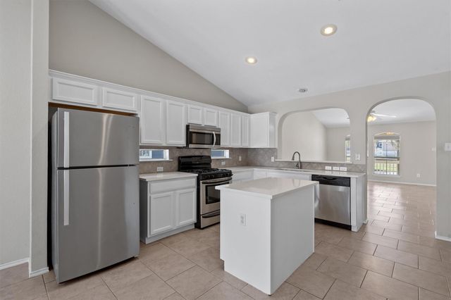 1021 Rawhide TRL, Cedar Park, TX 78613