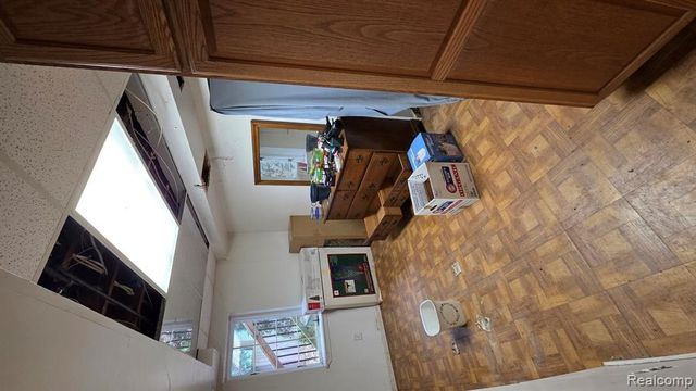 7901 Hillcrest, Clarkston, MI 48348