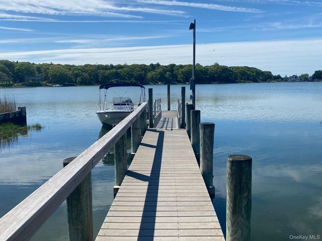 900 Mason Drive, Cutchogue, NY 11935