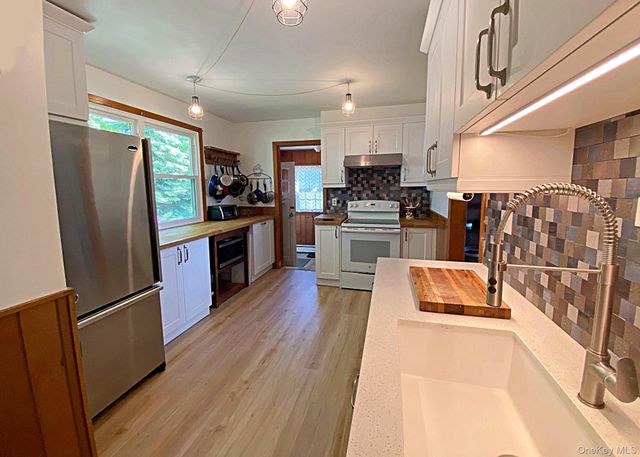 900 Mason Drive, Cutchogue, NY 11935
