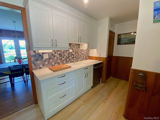 900 Mason Drive, Cutchogue, NY 11935