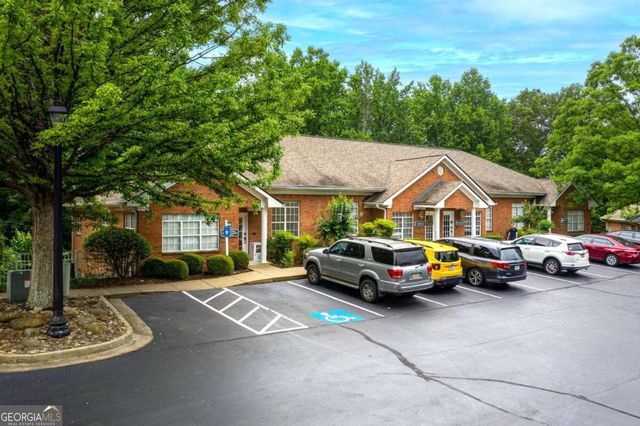 413 Creekstone Ridge, Woodstock, GA 30188