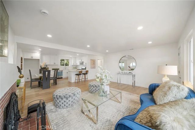 5057 Inaglen Way, Los Angeles, CA 90043