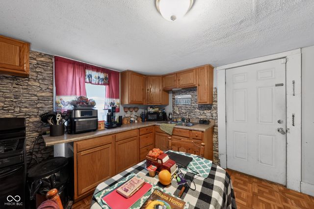 1713 Kentucky Avenue, Connersville, IN 47331