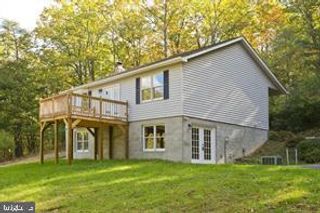 1210 LOGGER DR, Gore, VA 22637