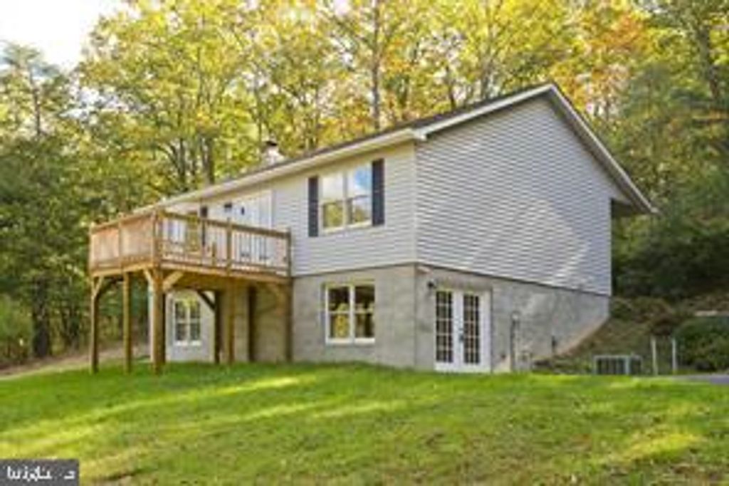 1210 LOGGER DR, Gore, VA 22637