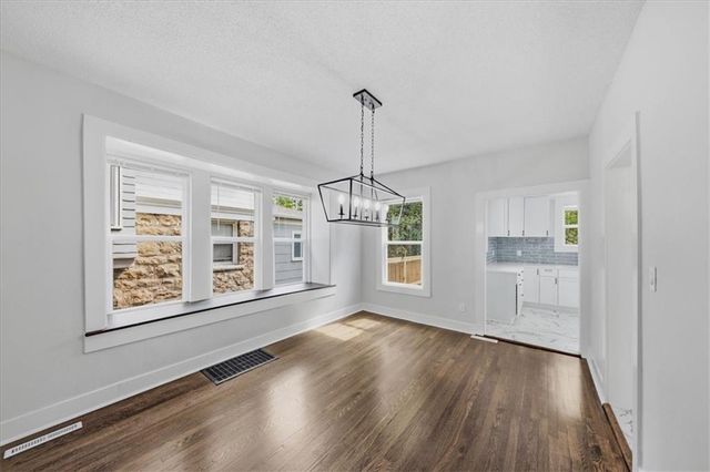 3249 Lockridge Avenue, Kansas City, MO 64128