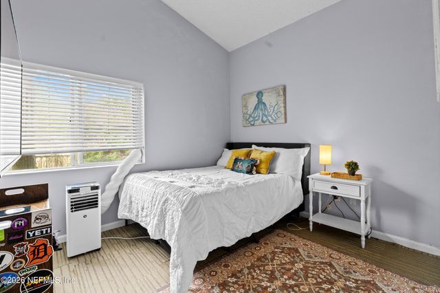2884 WAVERLY FALLS Court, Jacksonville, FL 32224