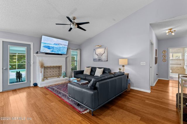 2884 WAVERLY FALLS Court, Jacksonville, FL 32224