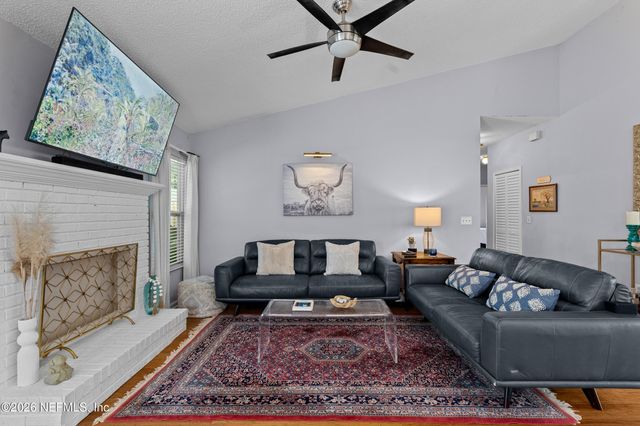 2884 WAVERLY FALLS Court, Jacksonville, FL 32224