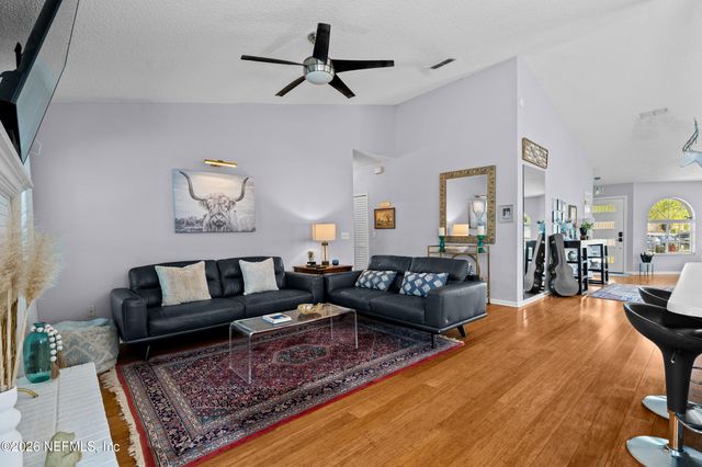 2884 WAVERLY FALLS Court, Jacksonville, FL 32224