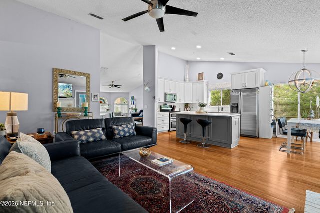 2884 WAVERLY FALLS Court, Jacksonville, FL 32224
