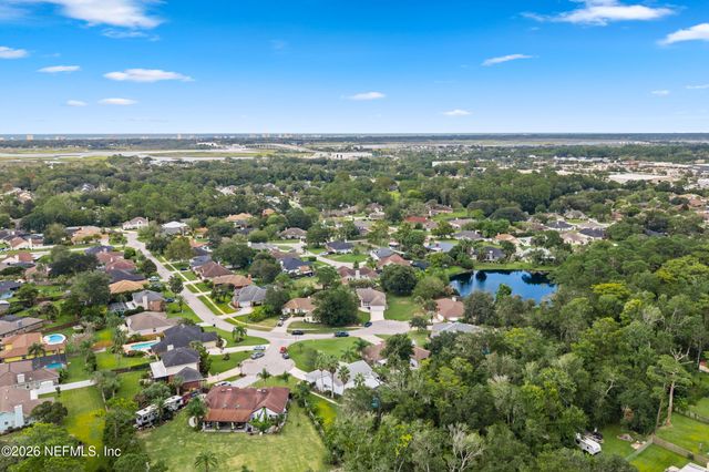 2884 WAVERLY FALLS Court, Jacksonville, FL 32224