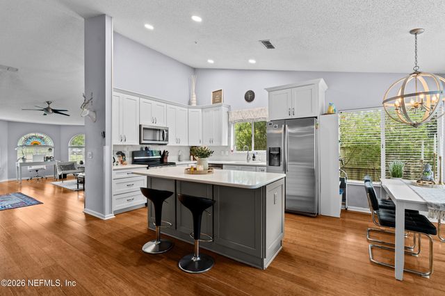 2884 WAVERLY FALLS Court, Jacksonville, FL 32224