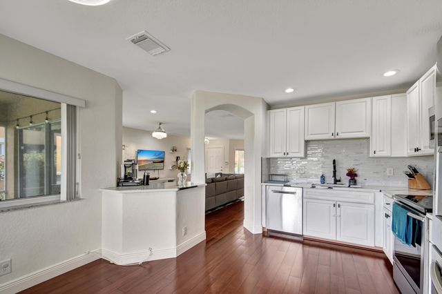 6194 Reynolds Street, West Palm Beach, FL 33411