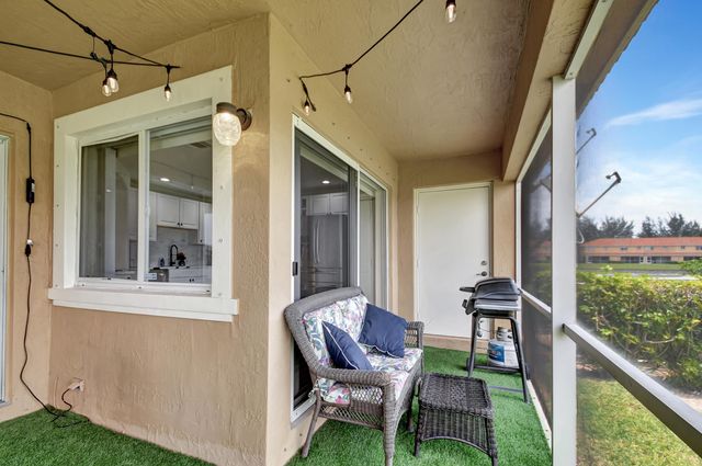 6194 Reynolds Street, West Palm Beach, FL 33411