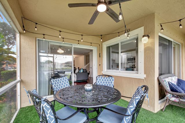 6194 Reynolds Street, West Palm Beach, FL 33411