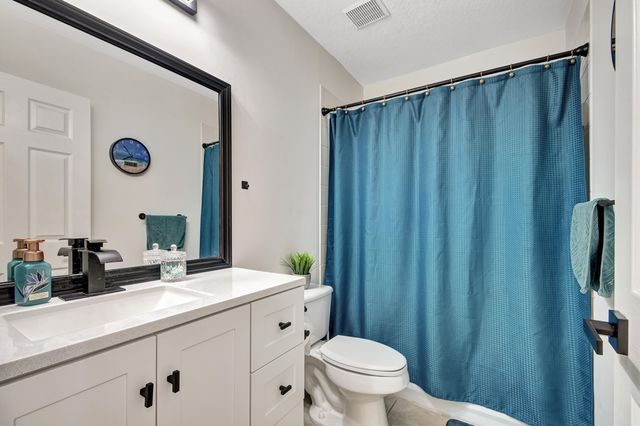 6194 Reynolds Street, West Palm Beach, FL 33411