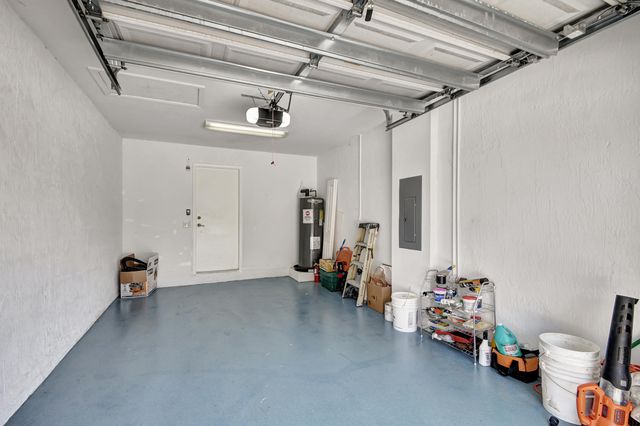 6194 Reynolds Street, West Palm Beach, FL 33411