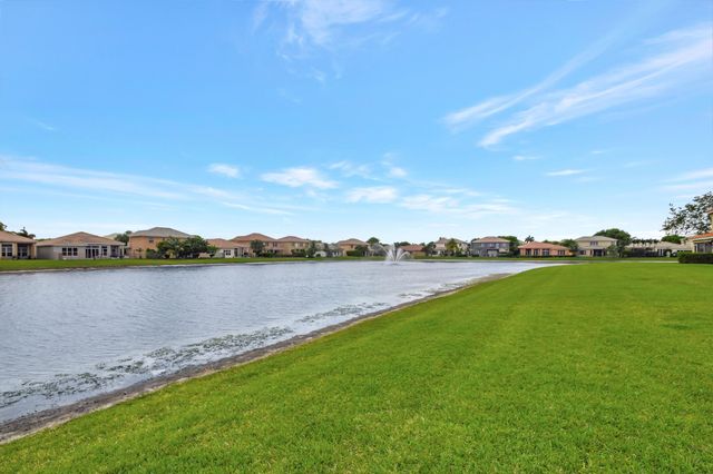 6194 Reynolds Street, West Palm Beach, FL 33411