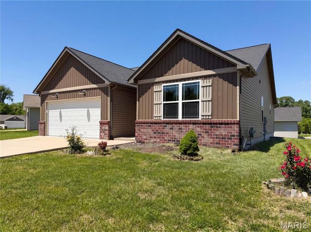 7932 Laurel Flats Drive, Caseyville, IL 62232