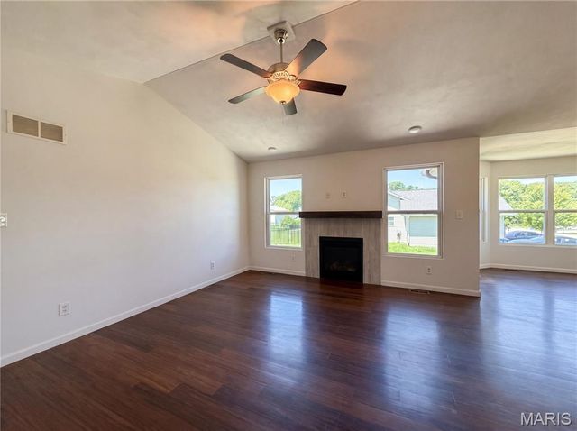 7932 Laurel Flats Drive, Caseyville, IL 62232