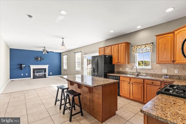 17323 RUSSETT FARM DR, Shrewsbury, PA 17361